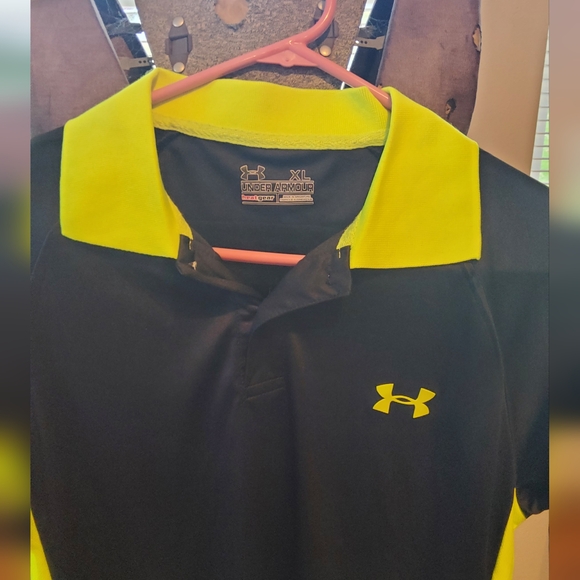 Polyester collared top - Picture 4 of 7